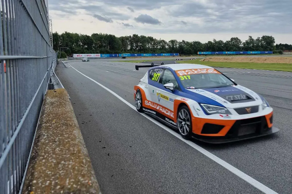 Cupra På Jyllandsringen 900X1200